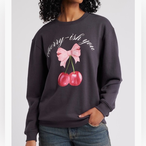 Vinyl Icons Sweaters - 🍒 CHERRY CREWNECK SWEATER